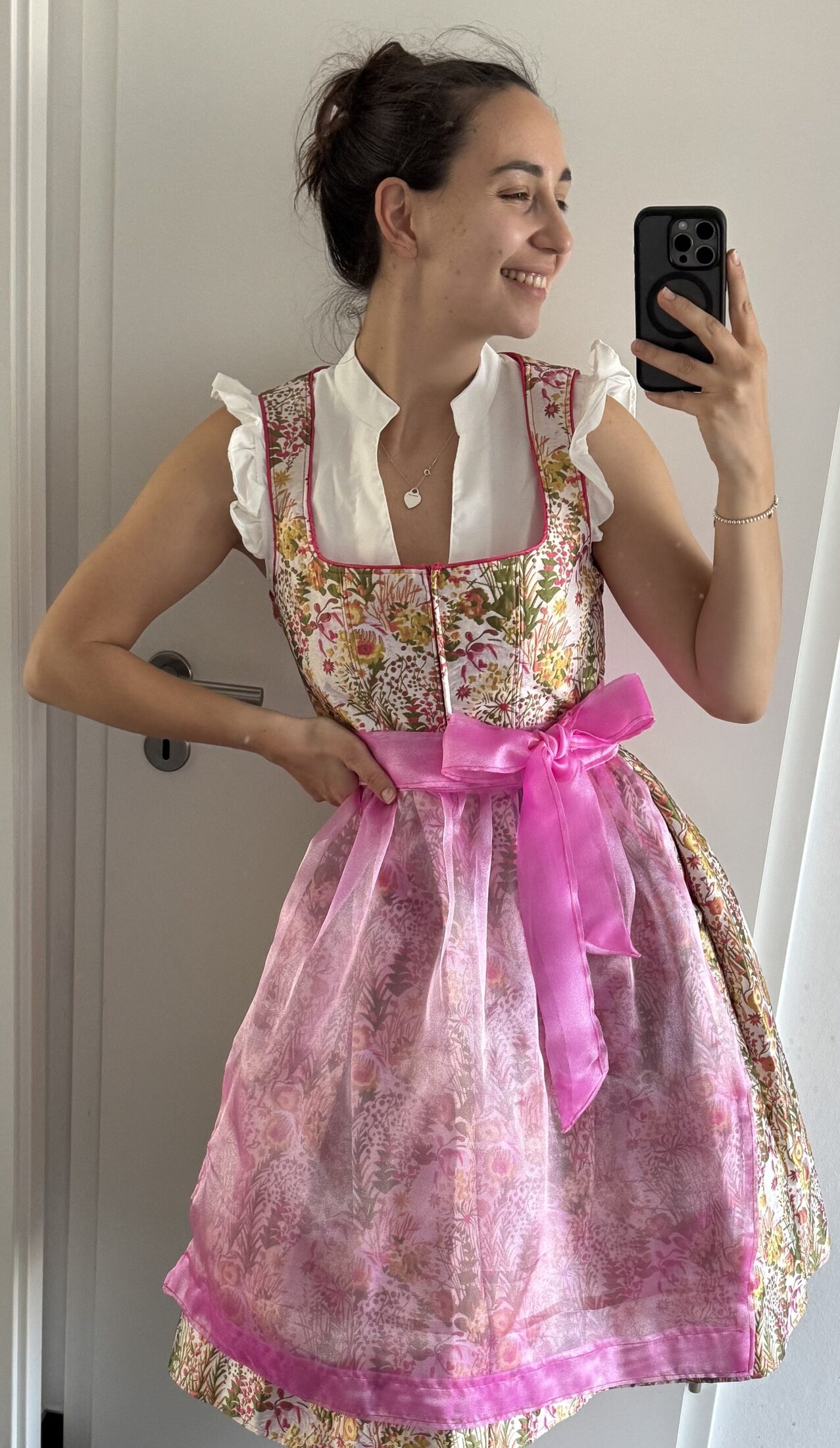 Portrait image of Lou for the about section